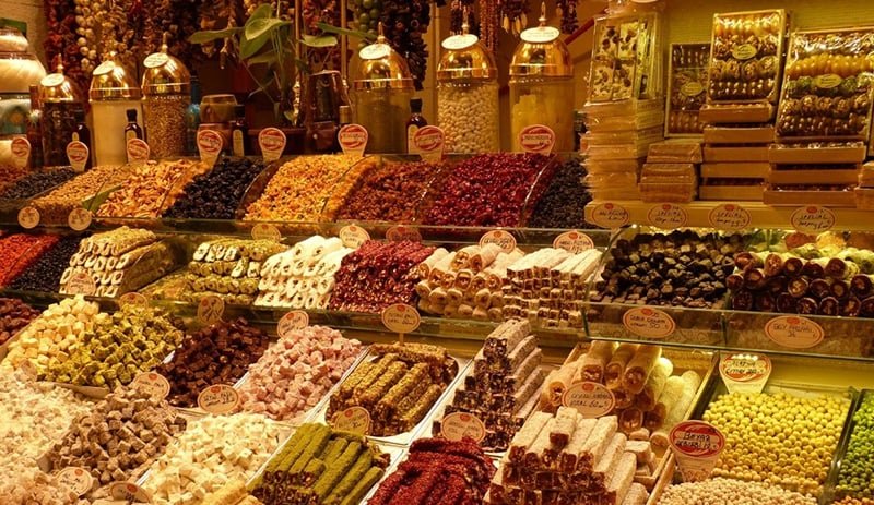 Spice and Turkish delight shop in the Grand Bazaar